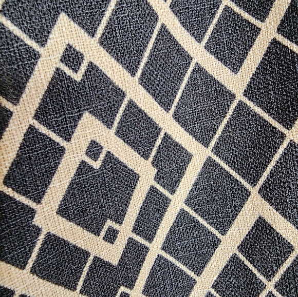 Worn on TV Custom Made Shirt in Black and Tan Geometric Print Size L - Picture 3 of 6